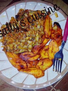 A picture of Red Red soup with plantain.