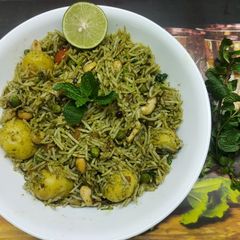 Hariyali Aloo Chutney Pulao A picture of Hariyali Aloo Chutney Pulao.