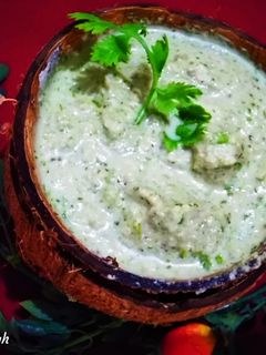 नारियल धनिया की चटनी (Nariyal Dhaniya ki chutney recipe in hindi) रेसिपी मुख्य फोटो