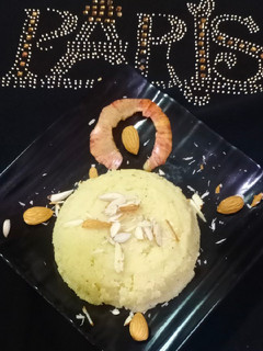 એપલ શીરો (Apple Sheera Recipe In Gujarati) રેસીપી મુખ્ય ફોટો