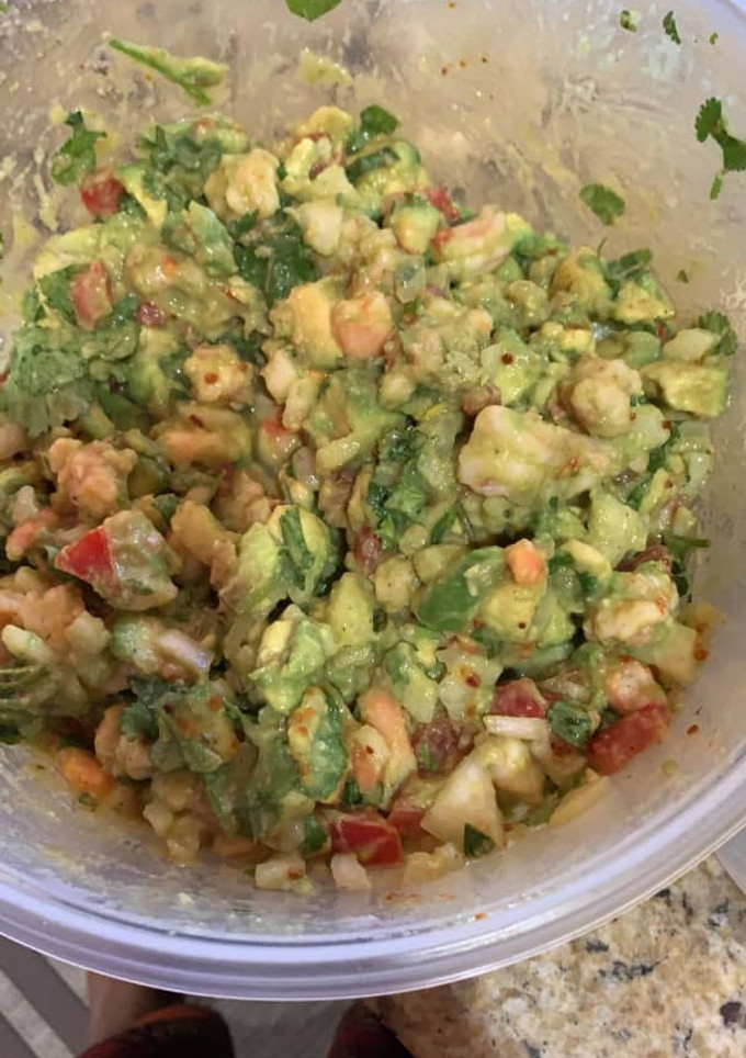 A picture of Avacado salad.