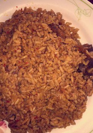 A picture of Jollof rice.