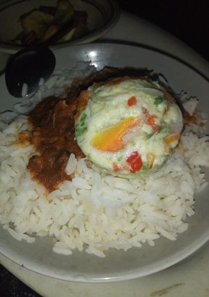 A picture of Egg moi-moi.