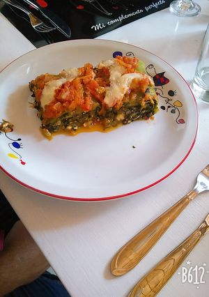 Una foto de Lasaña vegetariana. (no apta veganos)