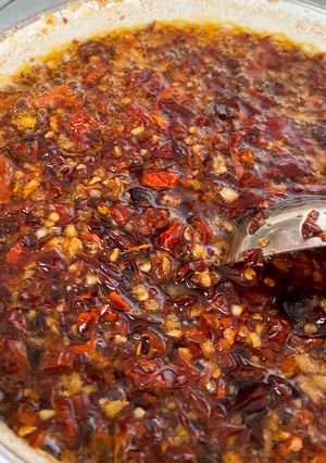A picture of Chinese Chilli Oil.
