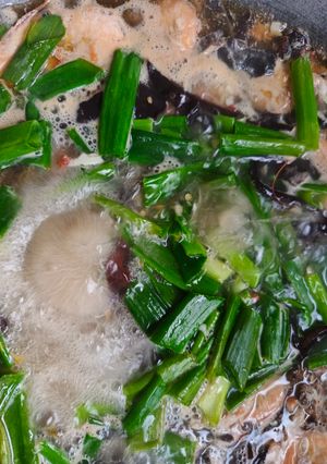Foto resep Masak Sop Ikan Mujair dan udang bumbu tomyang
