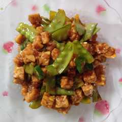 รูปของ Oseng tempe sayur kapri