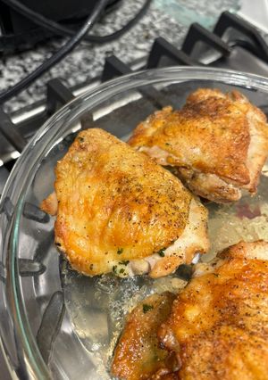 A picture of Steve’s Smokey Crispy Chicken Thighs.