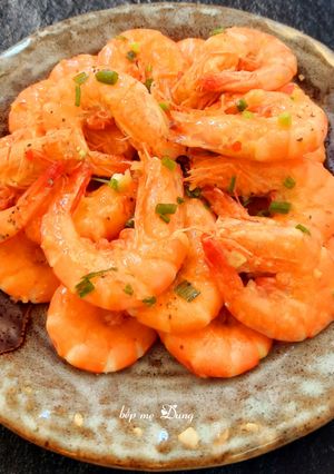 Hình của món Tôm rim sữa đặc.