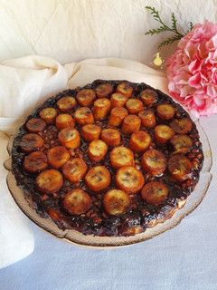 Una foto de *Tatin de Plátanos y Granada*