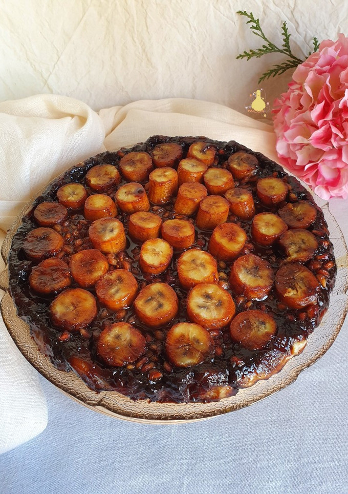 Una foto de *Tatin de Plátanos y Granada*