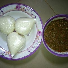 A picture of Tuwon semo with Okro soup.