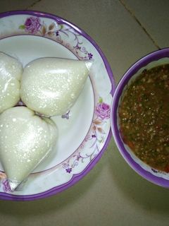 A picture of Tuwon semo with Okro soup.