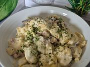 Une photo de lardon champignons