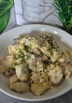 Une photo de Tortellinis crémeux aux lardons et champignons au Cookeo infinity 😃