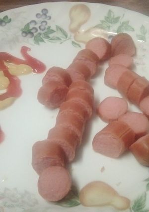 A picture of Hot dogs.