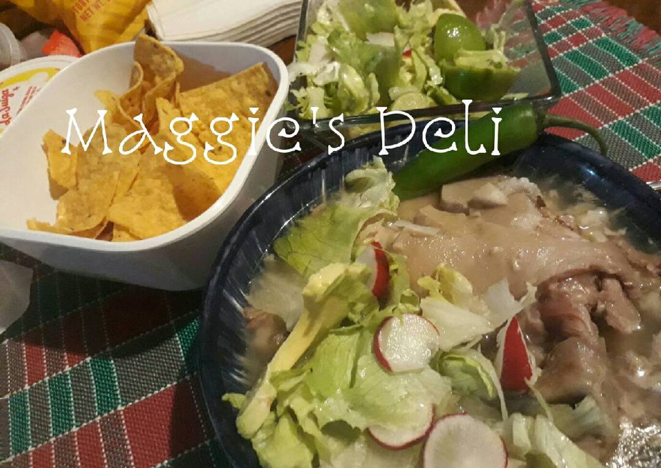 Pozole de puerco con cabeza