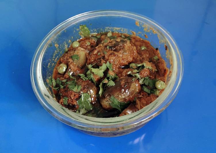 How to Make Any-night-of-the-week Bagara Baingan(eggplant curry)