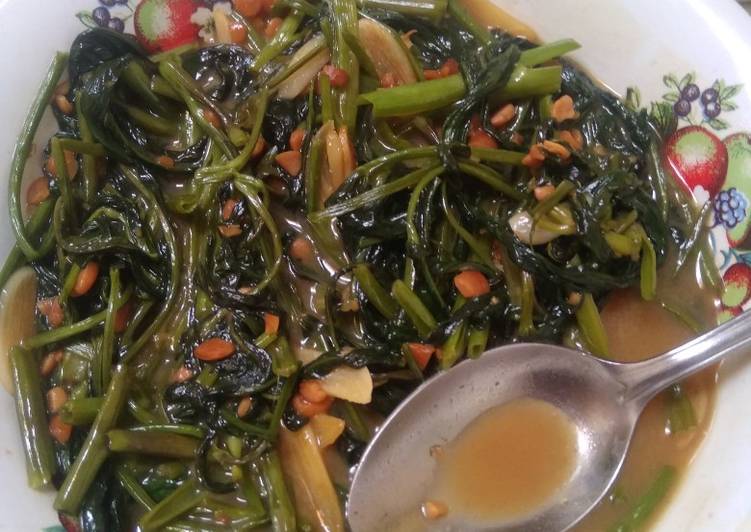 Langkah Mudah untuk Menyiapkan Kangkung Cah Tauco super fast Anti Gagal