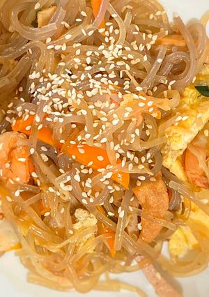 A picture of Japchae.