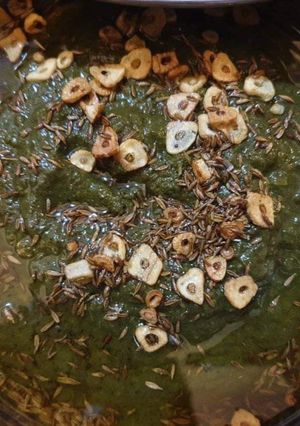 A picture of Sarsoo ka saag.