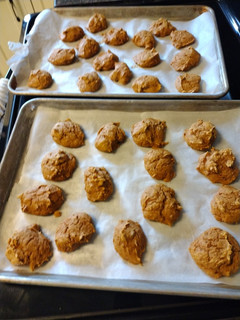A picture of Pumpkin Spice Cake Cookies.