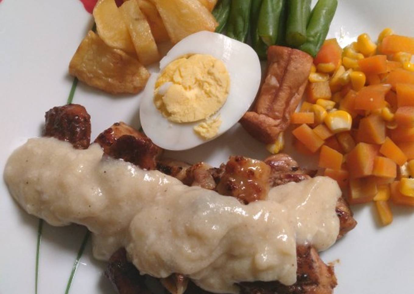 Steak chicken blackpaper with creamy sauce