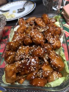 A picture of Orange Chicken.