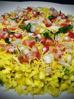 કોર્ન પોહા (Corn Poha Recipe In Gujarati) રેસીપી મુખ્ય ફોટો