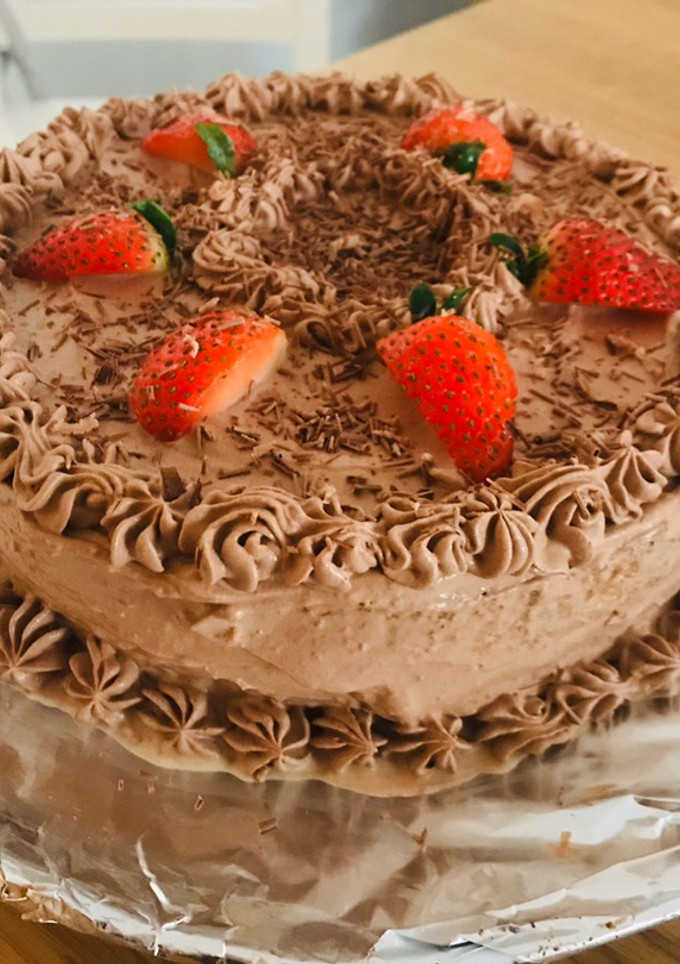 Una foto de Postre de tres leches delicioso y fácil 😋