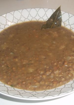 Foto principal de Lentejas guisadas con majao