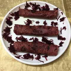 Beetroot Paratha A picture of Beetroot Paratha.