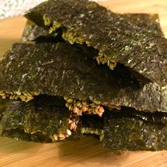 Nori sesame snaps- vegan A picture of Nori sesame snaps- vegan.