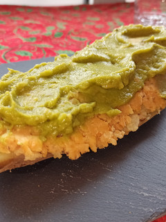 Una foto de Boniato relleno de lenteja roja