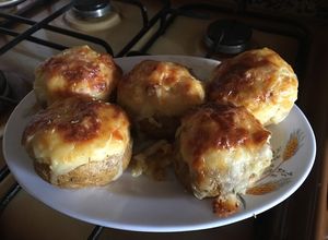 Foto principal de Patatas rellenas de jamón ibérico y queso gratinadas al horno