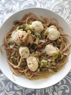 Foto principal de Spaghetti con zamburiñas a la marinera