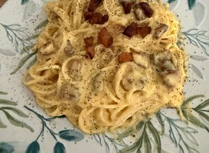 Foto principal de Carbonara (auténtica italiana) con pasta