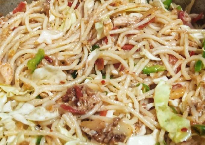 Hakka Noodles Recipe By Somi Ali Cookpad