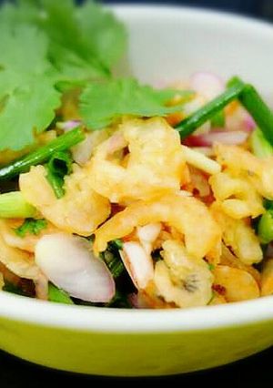 รูปของ ยำกุ้งแห้งนุ่ม