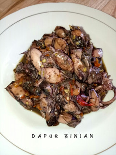 Foto resep Tumis Cumi Hitam Pedas