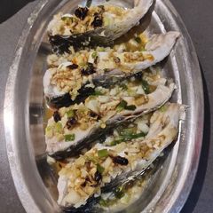 A picture of Steamed Fish.