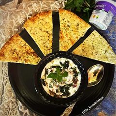 A picture of Herby Yoghurt Dip.