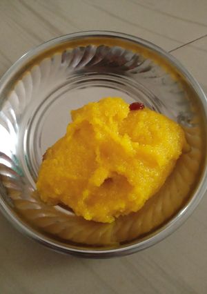 கேசரி(kesari recipe in tamil) செய்முறை முக்கிய புகைப்படம்