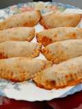 Empanadillas de verduras, bacon y huevo