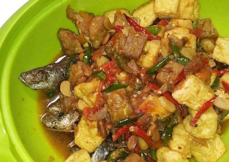 Tauco ikan tahu kuah super pedas 😄