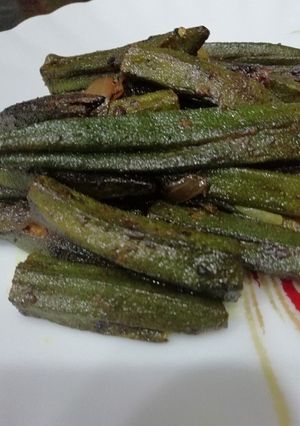 A picture of Stuffed bhindi.