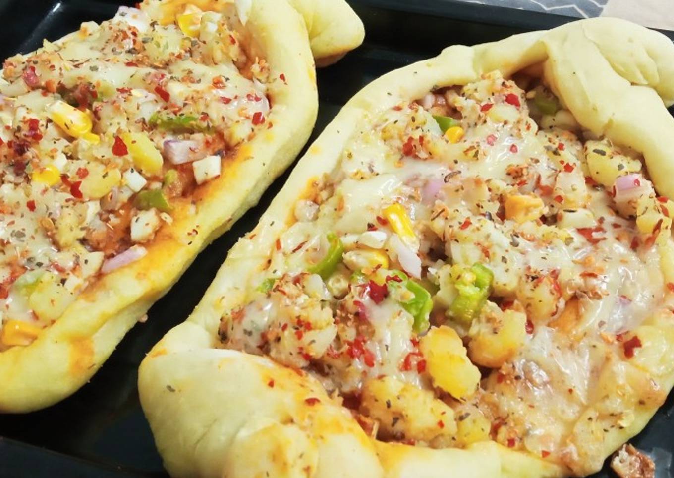 Cheesy Garlic Potato Pide