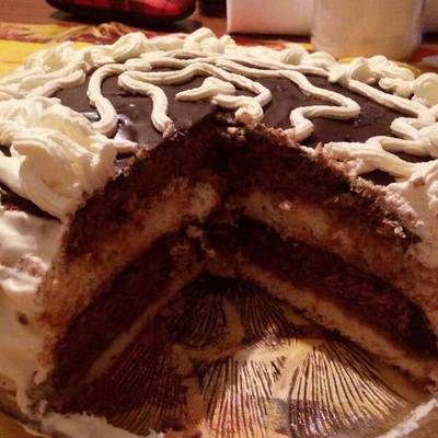 Torta en capas de chocolate y vainilla Receta de Karile- Cookpad