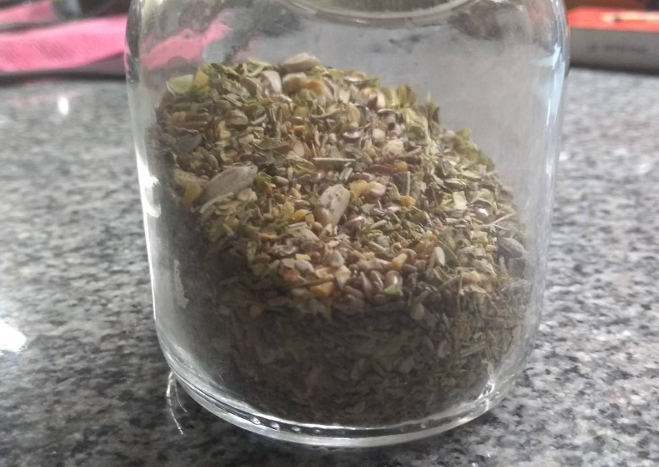 Mix de hierbas y semillas para ensaladas