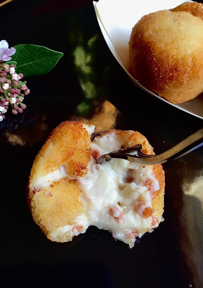 Una foto de Croquetas de jamón ibérico